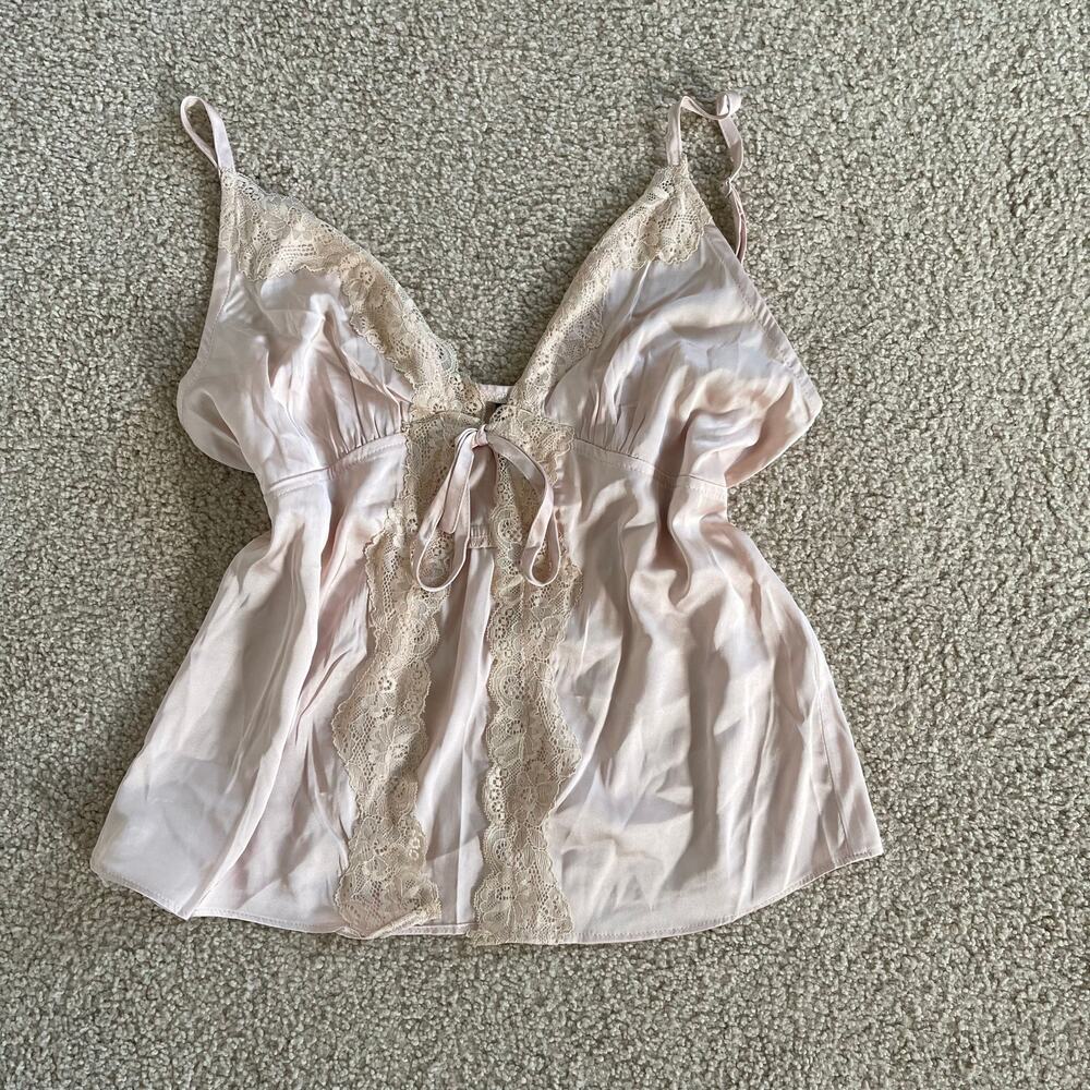 Y2K front tie cami lace trim top - size M NWT